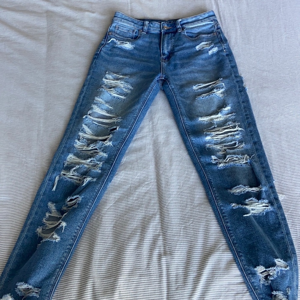American Eagle Ripped Mom Jeans